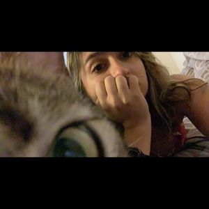 Meet your Posher, Allyson